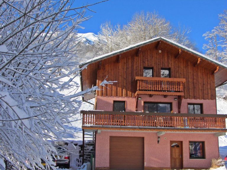 Ski chalet for sole occupancy