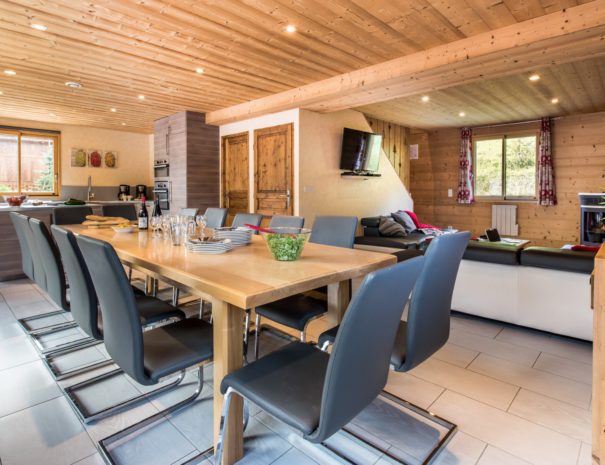 Enjoy dinner all together around the large wood table