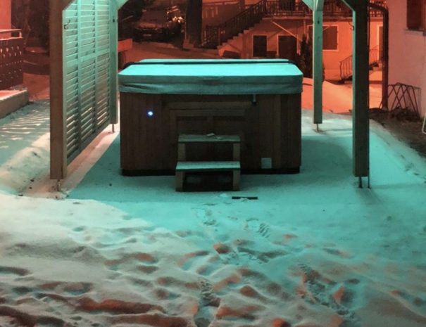 Outdoor hottub