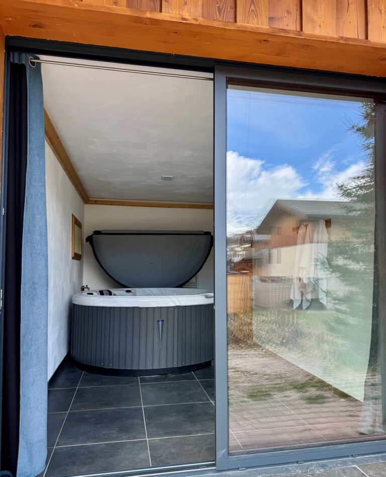 Indoor hot tub