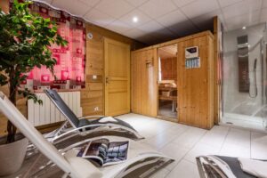 Sauna in chalet Snow Pearl located in le Bettaix - Chalets Lacuzon