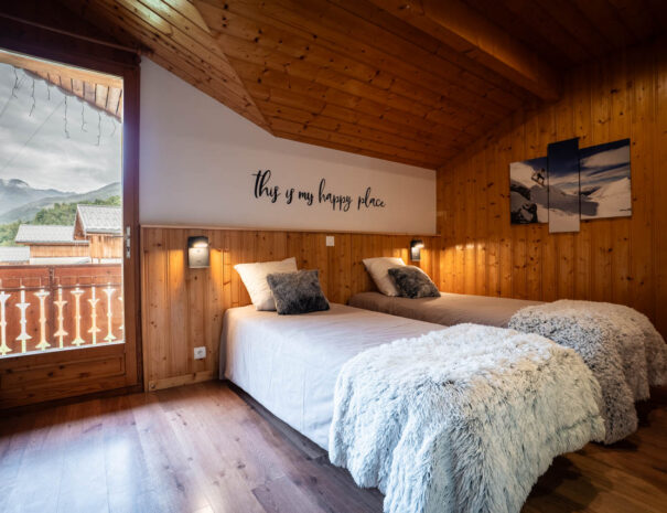 En suite twin room with balcony