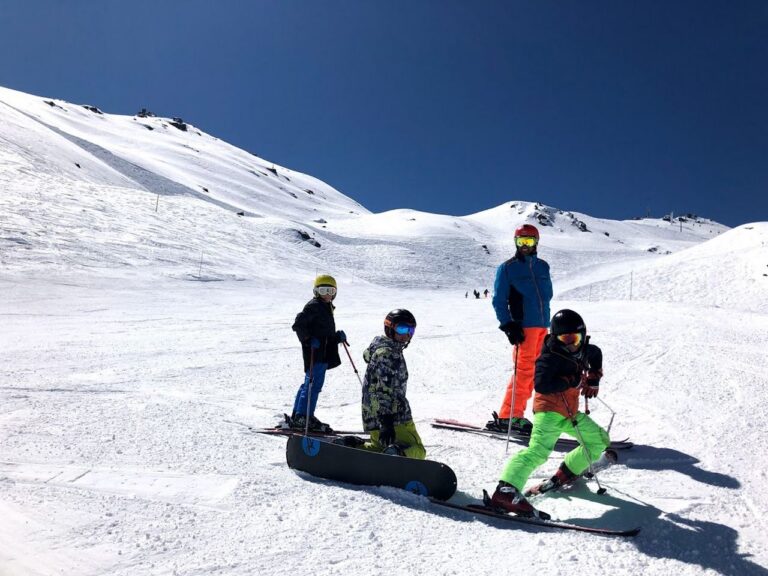 3 Valleys - Skiing with children